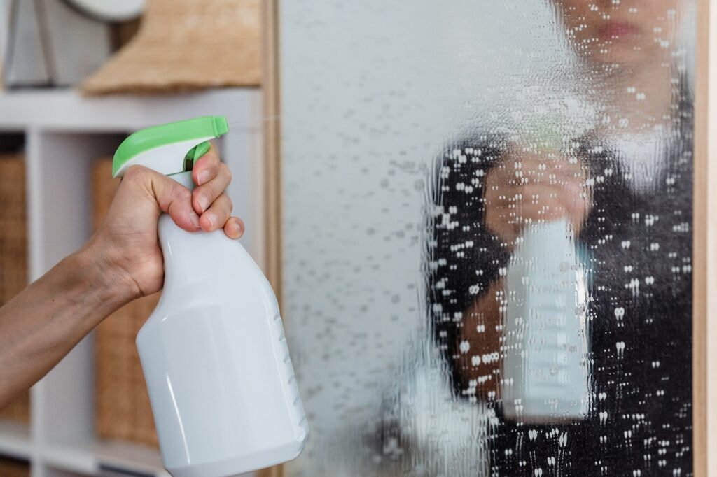 How to choose the best London home cleaning contractor